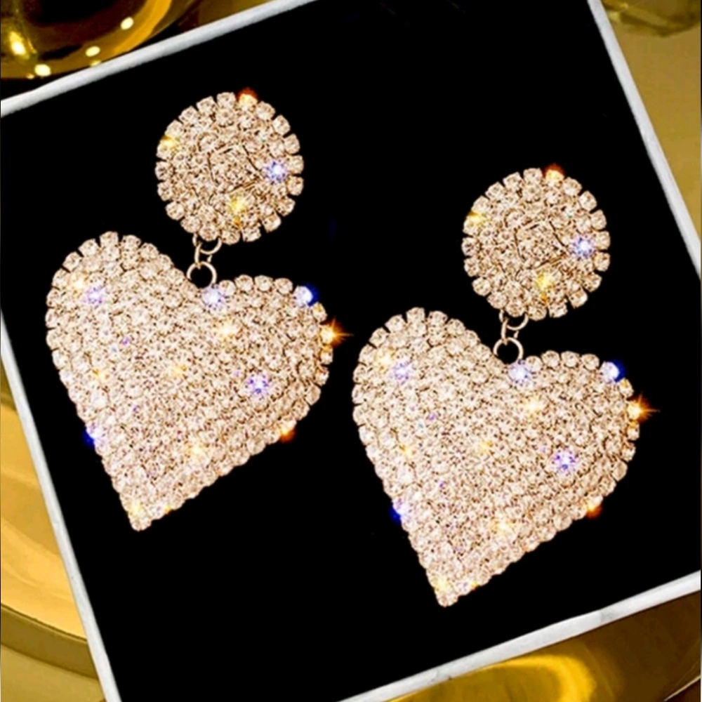 Exquisite Rhinestone Heart Shaped Earrings